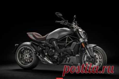 Новый мотоцикл Ducati XDiavel покрыли алмазоподобным углеродным слоем Итальянская Ducati готовится показать на осенних выставках Intermot и Eicma новые модели мотоциклов 2019 года, а пока «спойлерит» совершенно новую цветовую схему для Ducati XDiavel 2019.