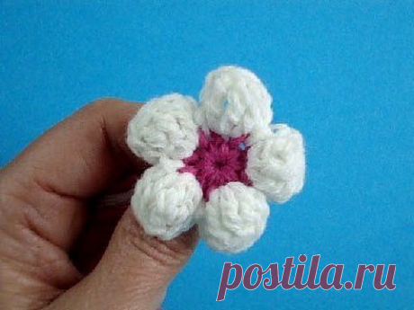 ▶ Цветок яблони Вязание крючком Урок 11 How to crochet flower - YouTube