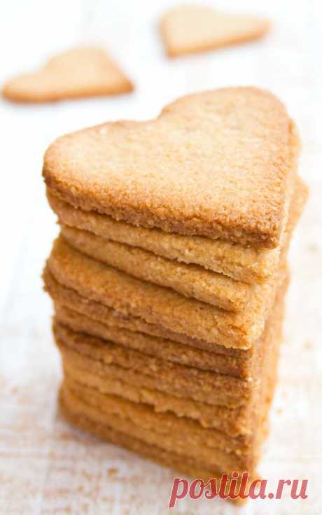 Crispy Keto Ginger Cookies (Ginger Snaps!) – Sugar Free Londoner These keto ginger cookies are crispy and buttery with a gorgeous spicy kick. Sugar free, gluten free and ready in less than 30 minutes.