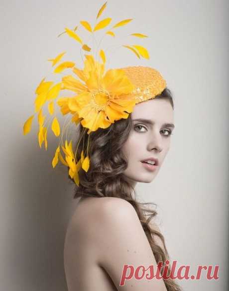 Yellow Fascinator, Cocktail hat, Derby Hat, Fascinator, Melbourne cup hats