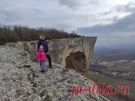 Пещерный город Качи-Кальон в Крыму. Одна из лучших смотровых Бахчисарайского района да и Крыма тоже