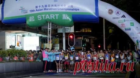 Один человек умер, более 800 пострадали во время марафона в Гонконге. Один человек скончался, ещё 842 пострадали во время Standard Chartered Hong Kong Marathon, который прошёл в Гонконге. Об этом сообщает телерадиовещательная корпорация RTHK. Читать далее