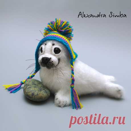 PDF Нерпёнок Снежок крючком. FREE crochet pattern; Аmigurumi animal patterns. Амигуруми схемы и описания на русском. Вязаные игрушки и поделки своими руками #amimore - тюлень, морской котик, нерпа.