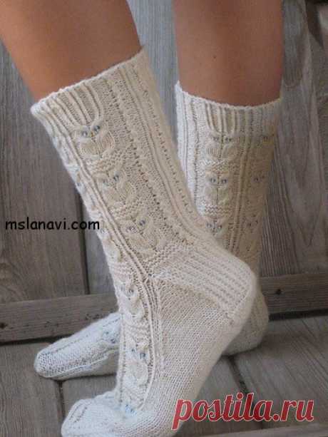 Белые вязаные носки со схемами | Вяжем с Лана Ви