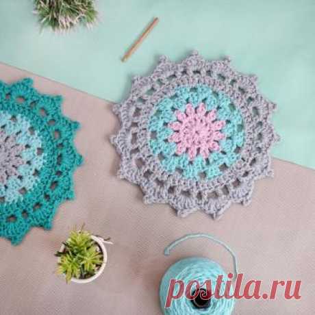 Простой мотив для вязания круглой салфетки. Крючком. Схема. / knittingideas.ru