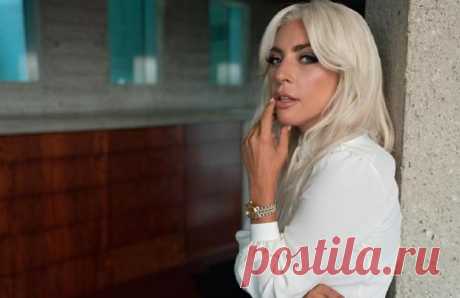 Леди Гага сменила цвет волос и стала брюнеткой: новые фото певицы