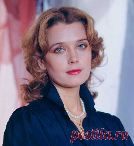 Известные российские актрисы или «на осинке апельсинки...» | Ирина Стефашина | Яндекс Дзен