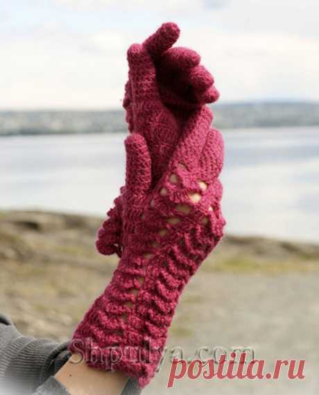www.SHPULYA.com - Ажурные перчатки малинового цвета, вязаные крючком