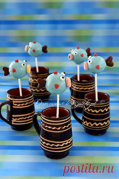 Cake pops ryby Cake pops w kształcie ryb to kolejna propozycja na party o tematyce morskiej. Zrobiłam je na urodziny córki, które razem...