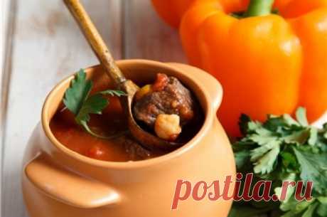 Самый «мужской» суп — густой венгерский гуляш — Фактор Вкуса