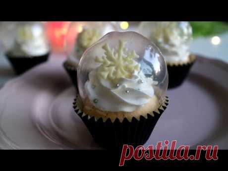 Snow Globe Christmas Cupcakes