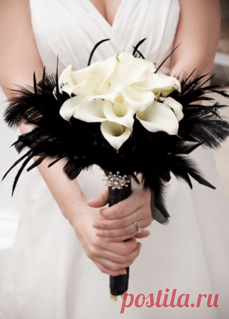 Свадебный букет из белых цветов - фото