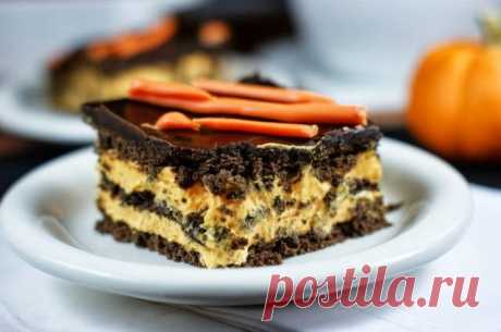 The Kitchen is My Playground: Halloween No-Bake Chocolate Eclair Dessert