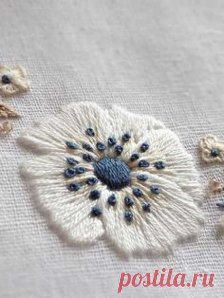 #handembroidery #stitching #embroideryflower