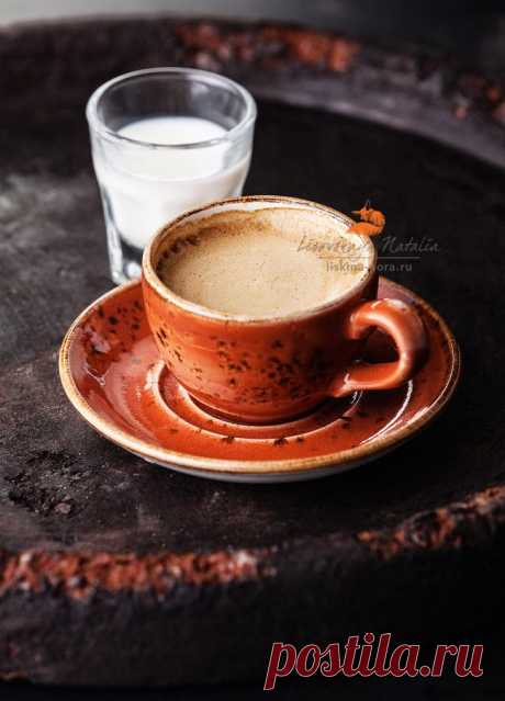 чашечка кофе с молоком by Natalia Lisovskaya / 500px