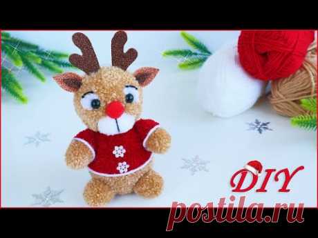 🦌 Рождественский ОЛЕНЬ из пряжи БЕЗ ВЯЗАНИЯ! 🎄 Олененок из помпонов/Pom Pom Christmas Reindeer