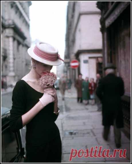 Suzy Parker, Paris 1953
