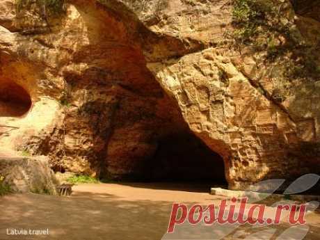 самая большая пещера в латвии СИГУЛДА ЛАТВИЯ ПЕЩЕРУ ГУТМАНА