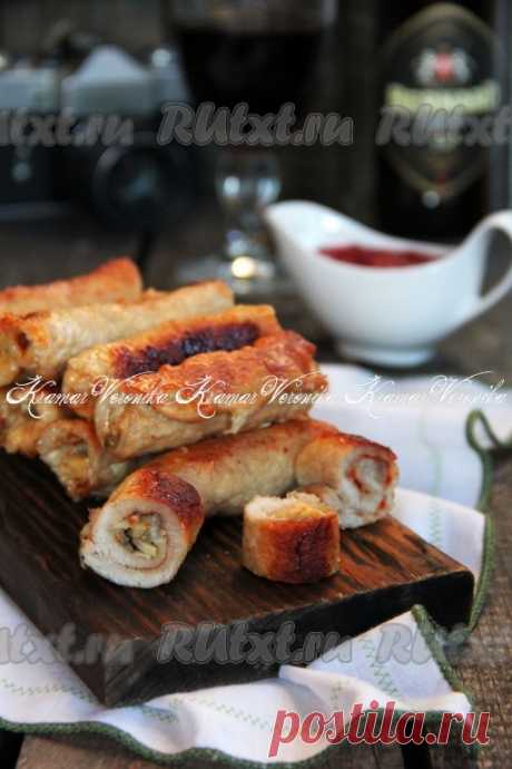 Рулетики из свинины с грибами и сыром - рецепт с фото