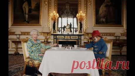 🥪 👜 Ma’amalade sandwich Your Majesty? The Queen and Paddington Bear get the Platinum Party at the Palace rocking.