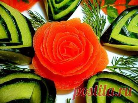 Роза из помидора. Украшения из овощей. Цветы из овощей. Carving tomato