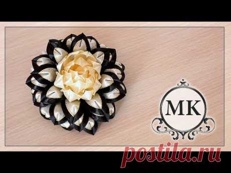 Школьная резинка для волос. Цветы. Канзаши. МК. DIY. Kanzashi. Scrunchy with flowers.