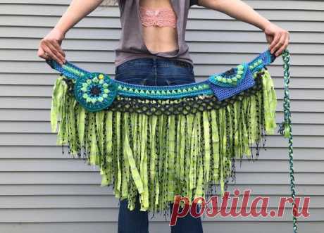 Bead Stitch Hip Pack pattern by Heidi Nieling