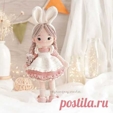 Đặng Thùy Anh on Instagram: "[New Pattern] Hi! Have a good day my friends! Let's meet my new friend, Rosie. She’s a little sweet girl, who loves to play with bunnies in her pink dress. Thank you so much @amourencoton @pinkyquak @pirigurumis for helping me test and translate the pattern! Patterns for Rosie are available in English, French, German. Spanish pattern is coming soon! Thank you for your love and have a nice day! . . #bunnydoll #handmadedoll #amigurumidoll #cro...