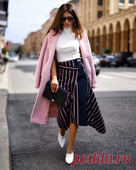 Несколько стильных юбок-миди, которые уже покупают модные женщины 50+ на эту весну | Стильно, модно и душе угодно | Яндекс Дзен