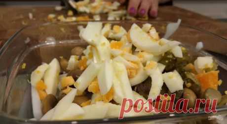 Салат из кальмаров с жареными грибами - пошаговый рецепт с фото на Повар.ру