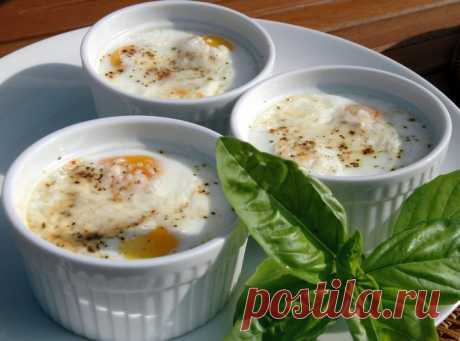 Яйца кокот – рецепт с фото, как приготовить на Вкусно Дома Яйца кокот. Готовим дома вкусные яйца кокот. Рецепт приготовления яиц кокот. Как приготовить яйца кокот.