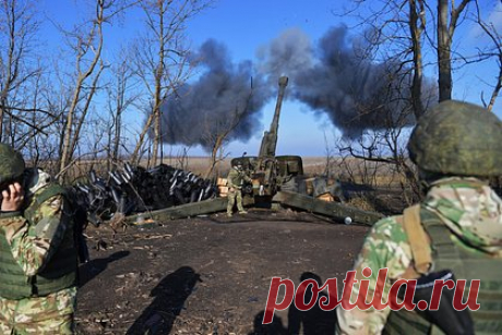 Российские военные поразили норвежские и французские ЗРК ВСУ. Вооруженные силы Российской Федерации (ВС РФ) поразили пусковые установки зенитных ракетных комплексов (ЗРК) NASAMS производства Норвегии и Crotale-NG производства Франции на аэродроме Староконстантинов в Хмельницкой области. Об этом журналистам сообщили в Министерстве обороны России.