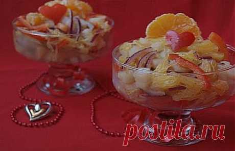 Салат на 14 февраля/апельсины,мандарины,картофель,репчатый лук, перец