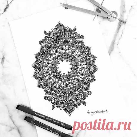 Mandala by  @fortyonehundred 
Like it!👍
.
.
.

#mandala #mandalaart #zenmandala #zentangle #mandaladesign #mandalatattoo #zen #art #zentangleart #nice #picture #cute #girl #draw #drawing #blackandwhite #follow#zenart  #mandalapassion #love #doodle #doodling #doodleart #doodlelove