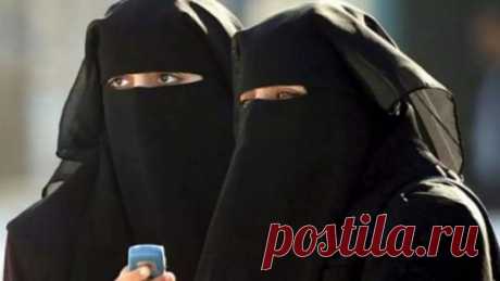 В Шымкенте обеспокоены курящими девушками в хиджабах - Новости Общества - Новости Mail.Ru