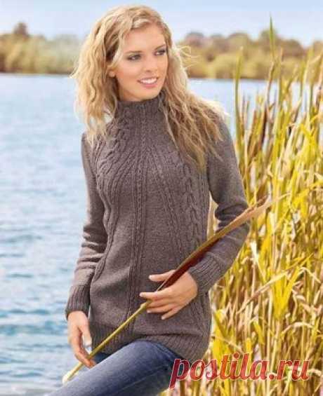 Длинный свитер

Чуть удлинив перед и спинку этот свитер можно превратить в модное платье. Также интересно оно будет выглядеть в варианте с более короткими рукавами и отделкой, например, мехом.

Размер
Показать полностью…