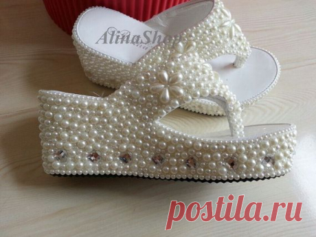 wedge flip flop wedding sandals ivory pearls clean от AlinaShop
