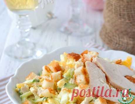 Салат с курицей и пикантной заправкой – кулинарный рецепт