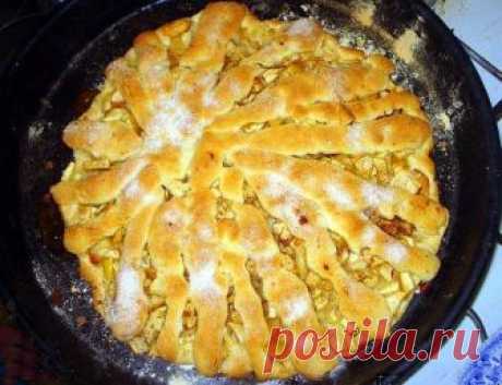 Песочный ореховый пирог с орехами изюмом и яблоками рецепт с фото пошагово - 1000.menu
