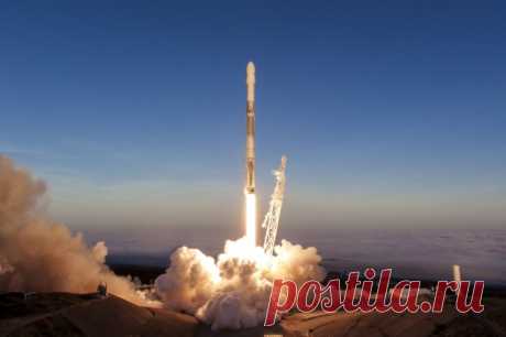 Ракета Falcon 9 вывела на орбиту 22 интернет-спутника Starlink. Они предназначены для предоставления широкополосного доступа в интернет в любой точке планеты.