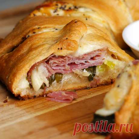 Baked Ham & Cheese Ring Recipe by Tasty Here's what you need: crescent dinner rolls, mozzarella cheese, pepperoncinis, fresh basil, salami, ham, prosciutto, provolone cheese, salt, pepper, olive oil, balsamic vinegar