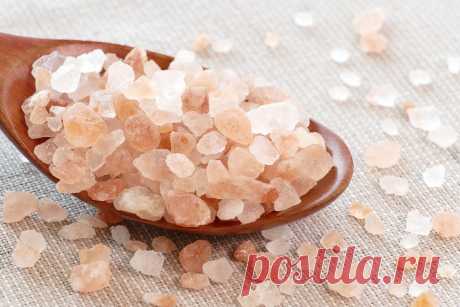 Очищающие свойства соли Соль — это одно из лучших очищающих средств, которые только можно себе представить.