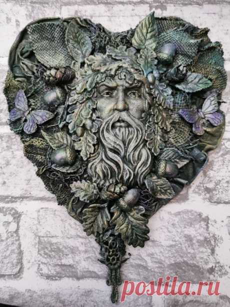 Green Man Heart Plaque