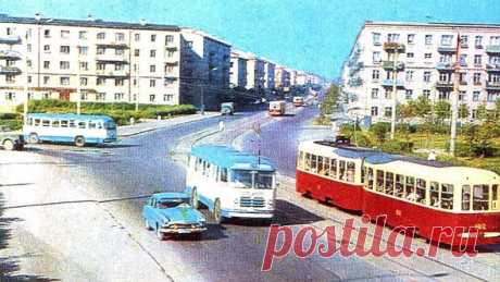 Калинин. 1960-е годы. Комсомольская площадь.