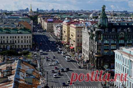 Названы российские города с самыми красивыми улицами для прогулок. Санкт-Петербург назвали российским городом с самыми красивыми улицами для ночных и вечерних прогулок. По данным опроса, проведенного в социальных сетях, Северная столица набрала 58 процентов от всех голосов респондентов. На втором месте разместилась Ялта — курортный город в Крыму выбрали 16 процентов опрошенных.