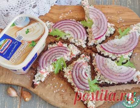 Бутерброды с крабовыми палочками и корнишонами – кулинарный рецепт