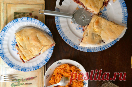 Ein Rezept für die Teigtaschen Lobiani und Chatschapuri aus Georgien von Thea Korol.