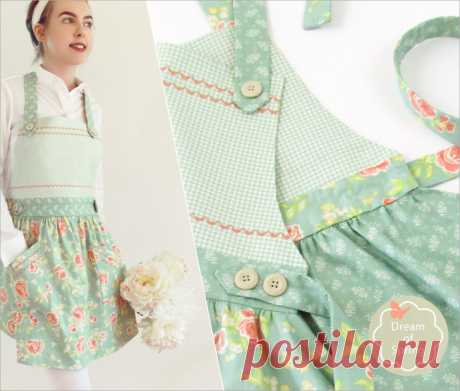 Soft Floral Apron with Curved Skirt and Button Accents | Sew4Home