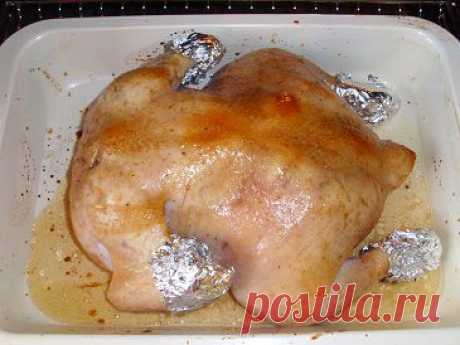 Курица запеченная целиком в духовке в особом соусе | Рецепты моей мамы