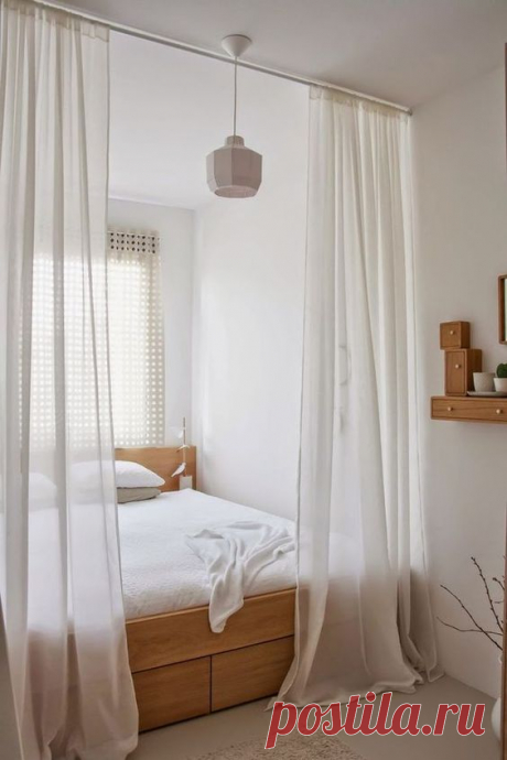 Фотография: Спальня в стиле Скандинавский, Интерьер комнат, спальня в хрущевке, идеи для маленькой спальни, как оформить спальню в хрущевке – фото …